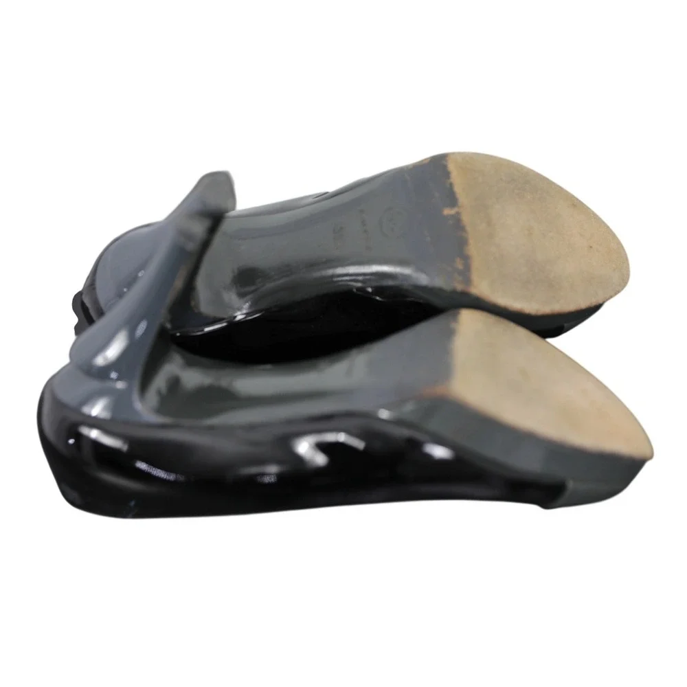 CHANEL patent leather